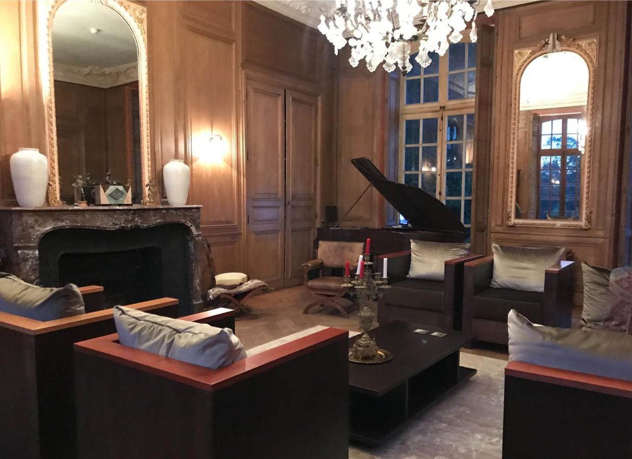 Chateau De Freschines Bed & Breakfast Villefrancoeur