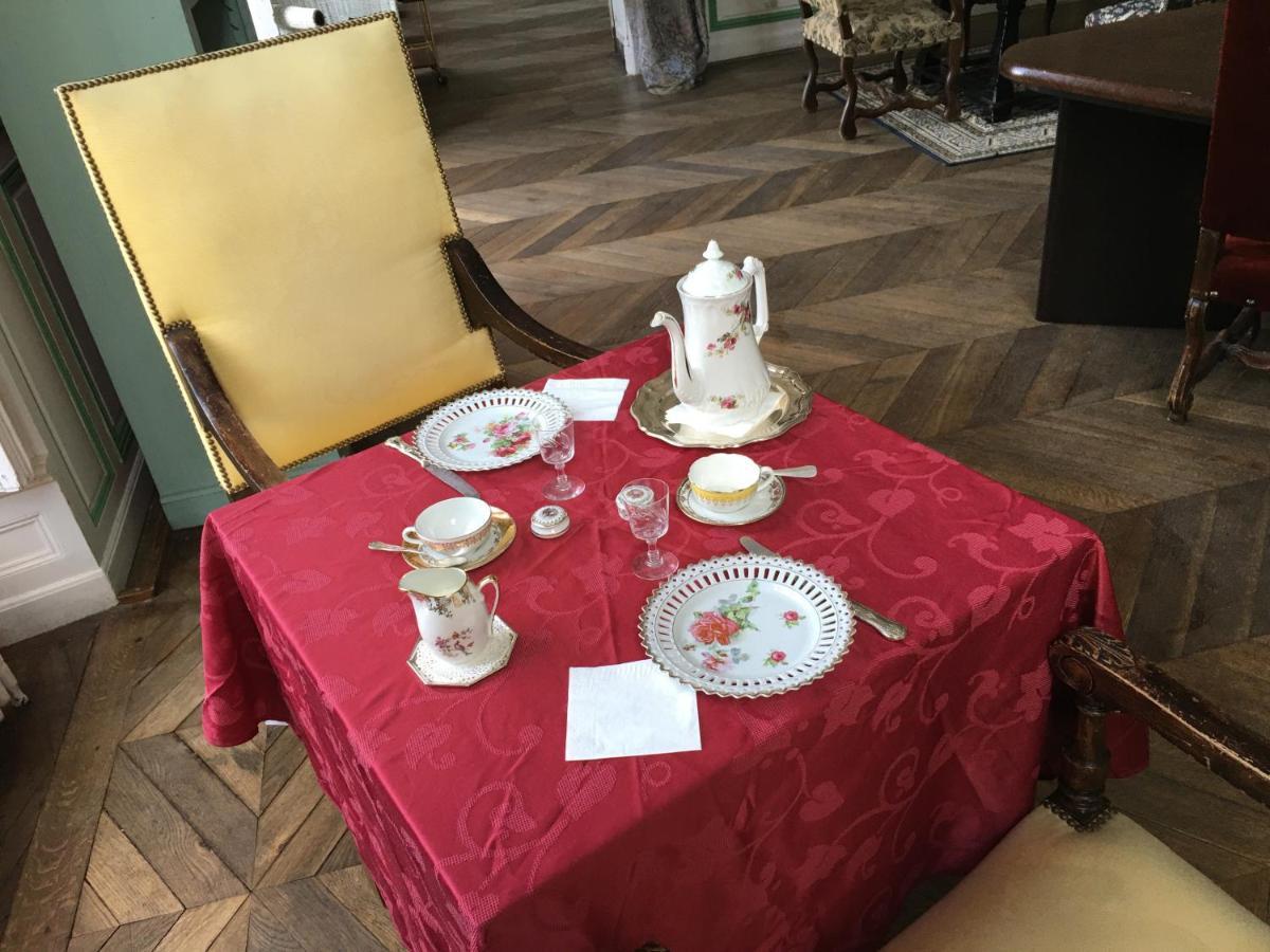 Bed & Breakfast Chateau De Freschines Villefrancoeur